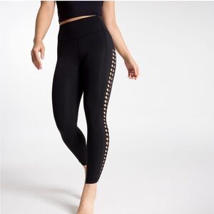 Brand New CALIA Inspire Crochet High-Rise 7/8 Leggings Fitted Tight Pure Black